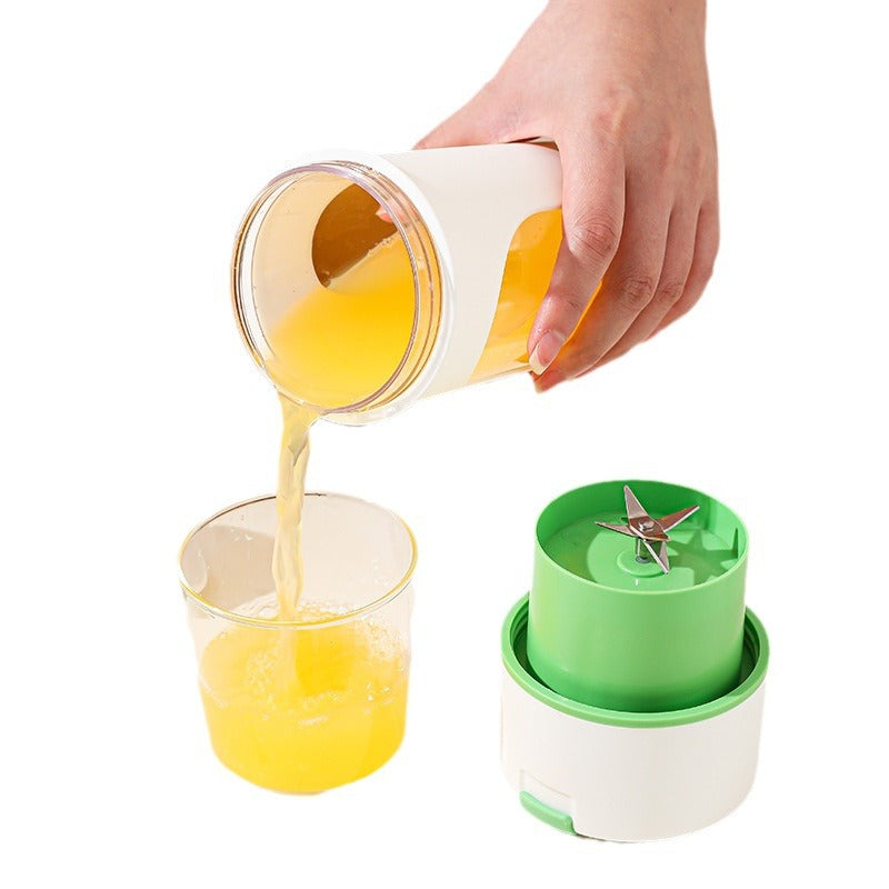 Portable USB Rechargeable Electric Juicer Blender – Wireless Fruit Juice & Smoothie Maker